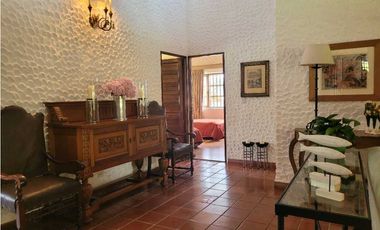 Venta de Hermosa Finca en la Ceja Unidad Cerrada