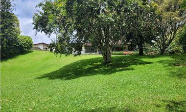 Venta de Hermosa Finca en la Ceja Unidad Cerrada