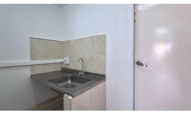 Excelente oportunidad, Casa con 3 Locales Comerciales en Robledo