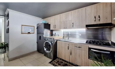 Excelente oportunidad, Casa con 3 Locales Comerciales en Robledo