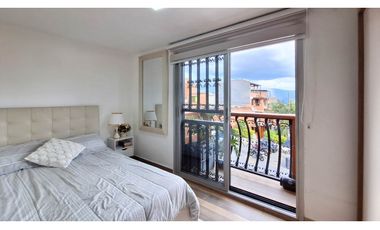 Excelente oportunidad, Casa con 3 Locales Comerciales en Robledo