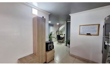 Excelente oportunidad, Casa con 3 Locales Comerciales en Robledo