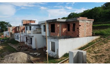 VENDO LOTES URBANOS DE 72 M2 POR EL ESTADIIO DE GIRARDOT CUNDINAMARCA