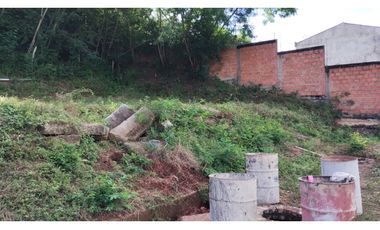 VENDO LOTES URBANOS DE 72 M2 POR EL ESTADIIO DE GIRARDOT CUNDINAMARCA