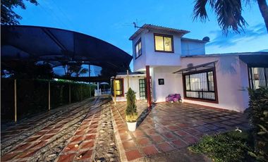 ALQUILER POR DIAS FINCA CON PISCINA PRIVADA EN FLANDES
