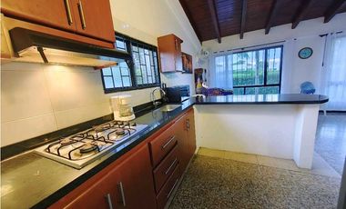 ALQUILER POR DIAS FINCA CON PISCINA PRIVADA EN FLANDES