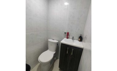 Quiroga: Casa de 4 Pisos + Terraza/ opción apartamento independiente