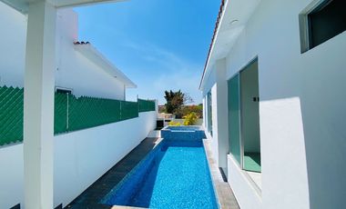 Casa en Fraccionamiento en Lomas de Cocoyoc Atlatlahucan - CAEN-1139-Fr