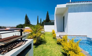 Casa en Fraccionamiento en Lomas de Cocoyoc Atlatlahucan - CAEN-1139-Fr