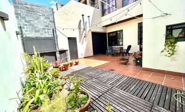 Venta PH 4 amb patio-entrada indep. PB San Isidro