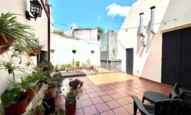 Venta PH 4 amb patio-entrada indep. PB San Isidro