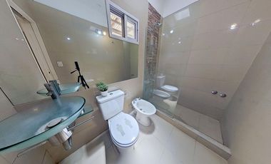 VENTA CASA CUATRO AMBIENTES LONGCHAMPS PILETA