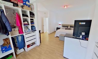 VENTA CASA CUATRO AMBIENTES LONGCHAMPS PILETA