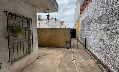 VENTA PH 4 AMBIENTES CON COCHERA QUILMES OESTE