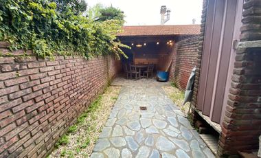 TRIPLEX EN VENTA EN MAR DE AJÓ(Acepta permuta)