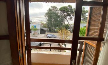 TRIPLEX EN VENTA EN MAR DE AJÓ(Acepta permuta)