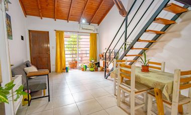 Venta PH 2 ambientes Balcón entre piso sin expensa
