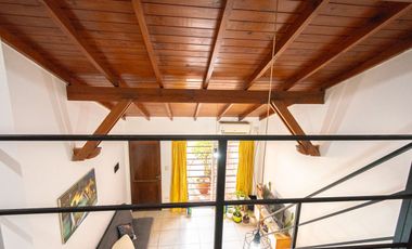 Venta PH 2 ambientes Balcón entre piso sin expensa