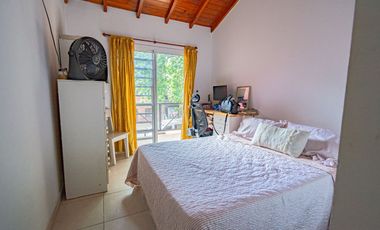 Venta PH 2 ambientes Balcón entre piso sin expensa