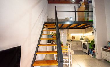 Venta PH 2 ambientes Balcón entre piso sin expensa