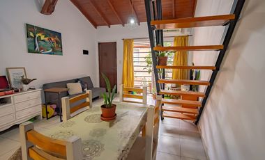 Venta PH 2 ambientes Balcón entre piso sin expensa