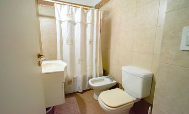 Venta PH 2 ambientes Balcón entre piso sin expensa