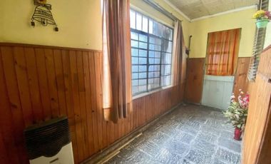 C.Gral.Belgrano entre 528 y 529, Casa a reciclar.