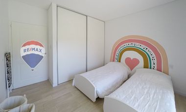 CASA 5 AMBIENTES EN VENTA LAGOS DE SAN ELISEO