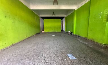VENTA DE LOCAL EN EXCELENTE ZONA COMERCIAL