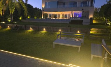 ALQUILER DE LUMINOSA CASA AMOBLADA EN EL YACHT - N