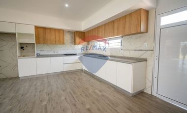 Casa moderna a estrenar en alquiler en Recreo
