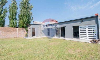 Casa moderna a estrenar en alquiler en Recreo