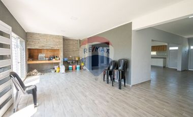 Casa moderna a estrenar en alquiler en Recreo