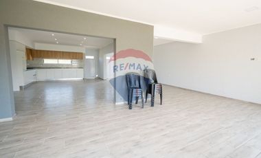 Casa moderna a estrenar en alquiler en Recreo