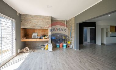Casa moderna a estrenar en alquiler en Recreo
