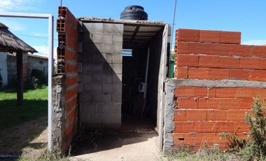 VENTA TERRENO CON PILETA Y QUINCHO EN ANDINO