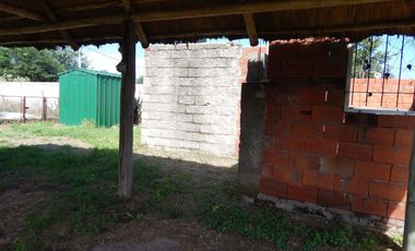 VENTA TERRENO CON PILETA Y QUINCHO EN ANDINO