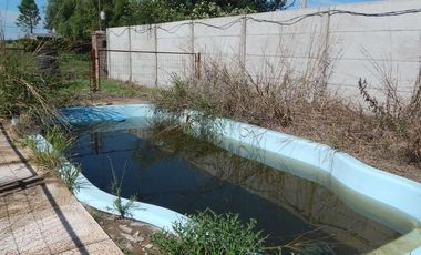 VENTA TERRENO CON PILETA Y QUINCHO EN ANDINO