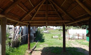 VENTA TERRENO CON PILETA Y QUINCHO EN ANDINO
