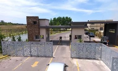 DEPARTAMENTO EN VENTA EN CANNING TRES AMBIENTES