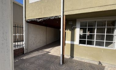 Casa en Arriendo en Juan Segundo Leiva 380, Umbrales II