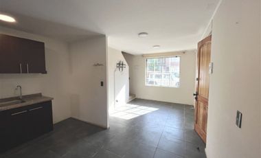 Casa en Arriendo en Juan Segundo Leiva 380, Umbrales II