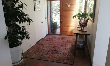 Casa en Arriendo en LAS PERDICES 0570