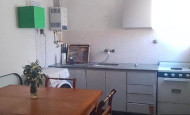 VENTA CASA MÁS DEPARTAMENTO 5 AMBIENTES  RIVADAVIA