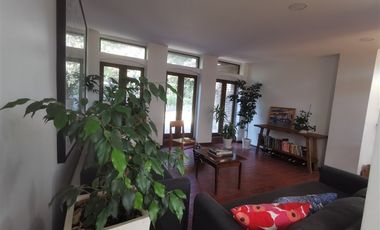 Casa en Arriendo en LAS PERDICES 0570