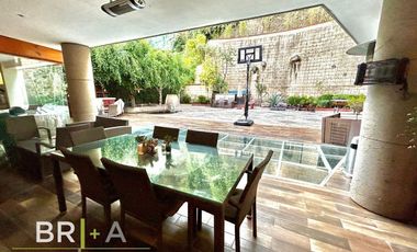 Casa en condominio en venta en Bosques de las Lomas