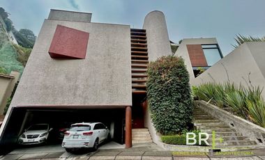 Casa en condominio en venta en Bosques de las Lomas