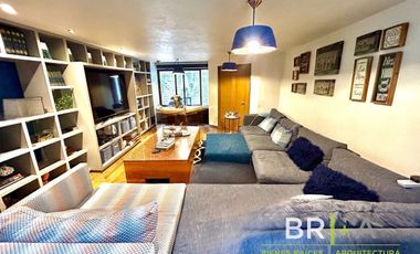 Casa en condominio en venta en Bosques de las Lomas