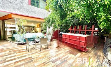 Casa en condominio en venta en Bosques de las Lomas