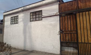VENDO CASA EN IQUIQUE, EXCELENTE UBICACIÓN
